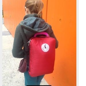 New Engage-Green SlimFit case laptop bag